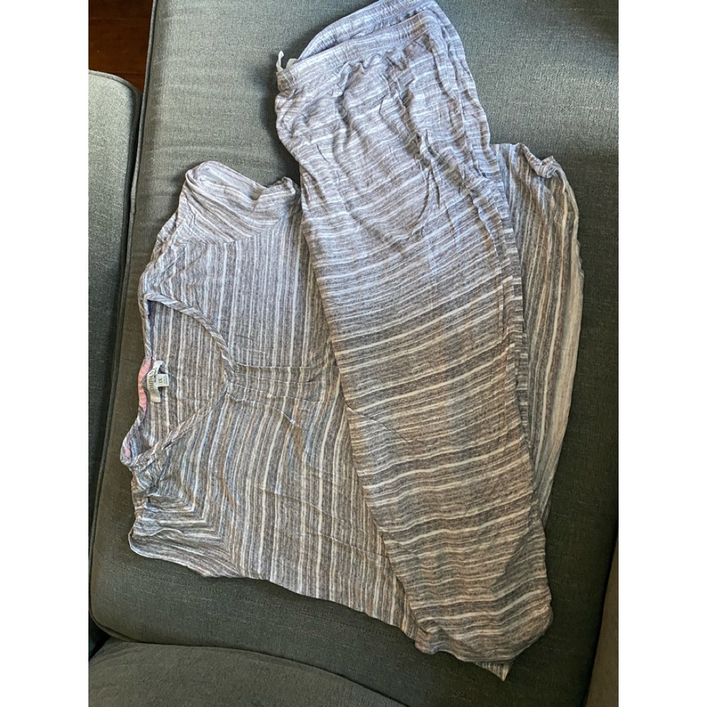 Ellen Tracy Capri PJs